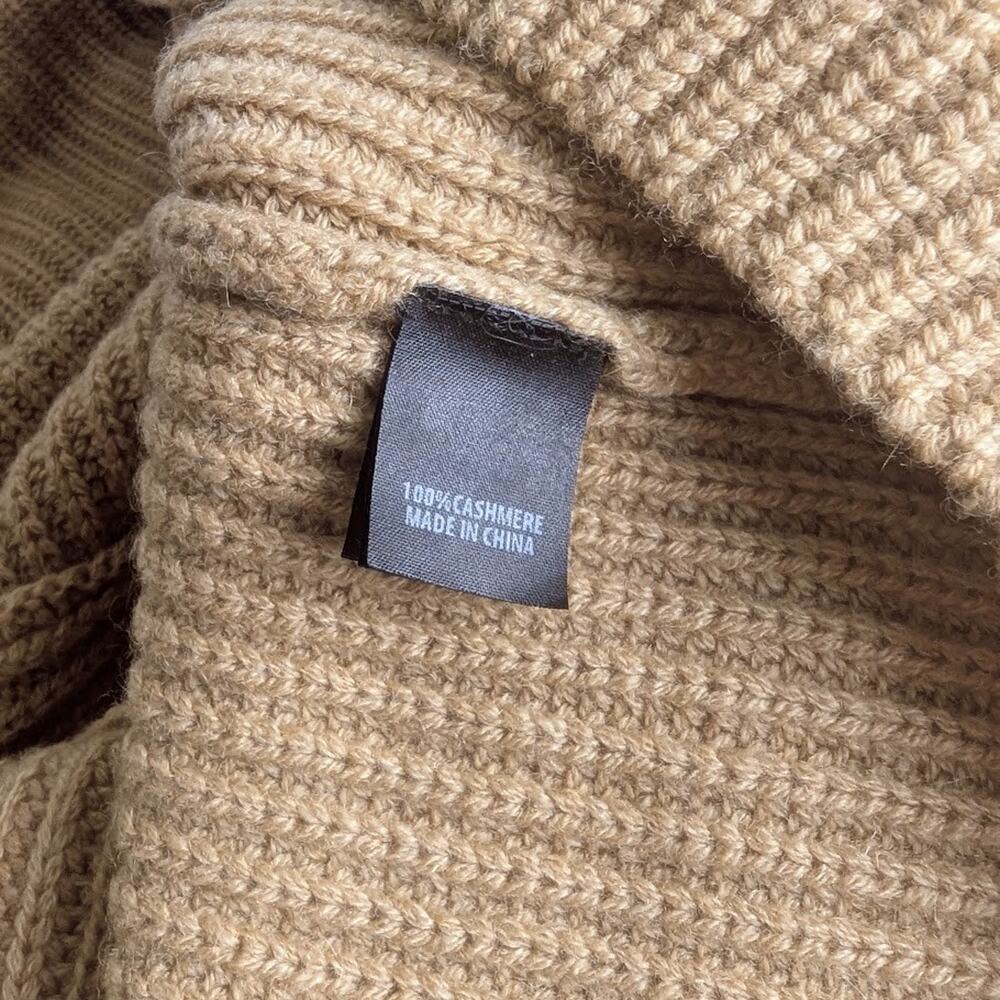 ST. JOHN Medium 100% Cashmere Mock Neck Sweater Beige knit - Picture 11 of 11